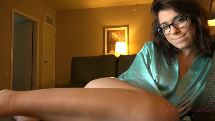 She kisses your cock in the morning, and you creampie her in return